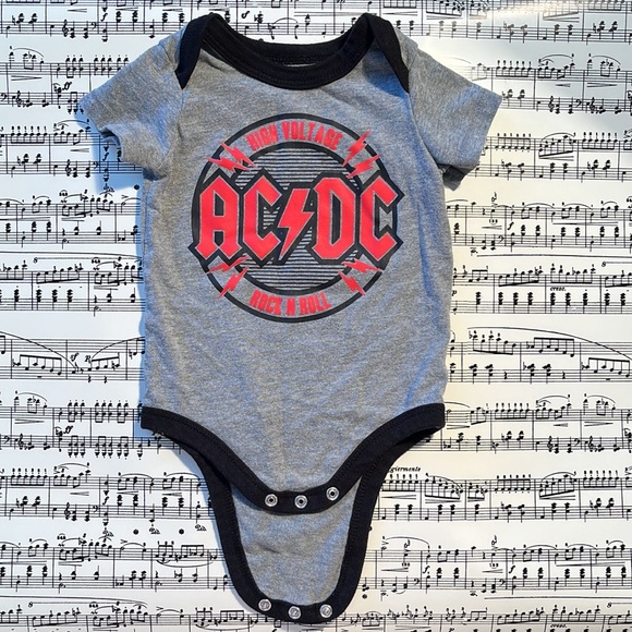 Infant Baby Onesie, 3-6 Months, Gray, Baby Clothing, Like New - Picture 3 of 5